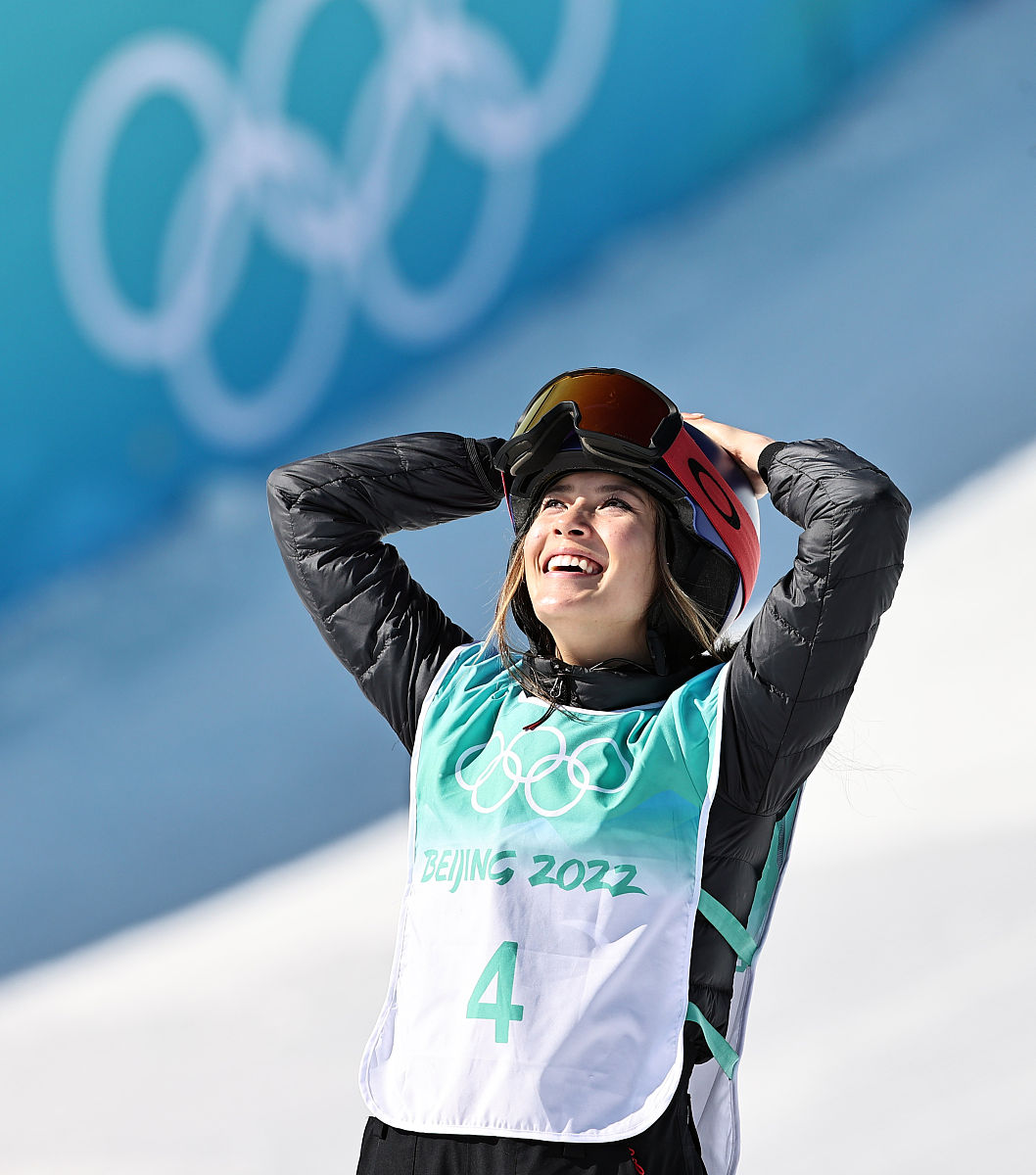 Ming迎来二十赛季出色发挥，老鹰观众热烈欢呼！再创辉煌时刻(老鹰城市版球衣)